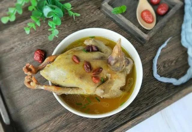 【每日一膳】雪花飄落，寒意漸濃，別錯過這營養(yǎng)滋補(bǔ)的暖湯