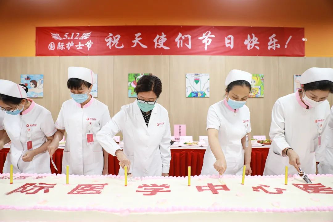 5·12國際護(hù)士節(jié)系列活動(dòng)之三|今天，讓所有鮮花為她們綻放！